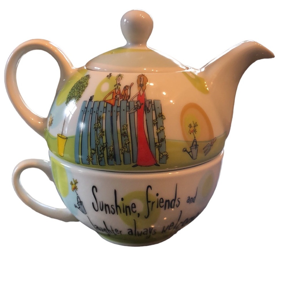 Creative Tops Teapot with Cup “ Born to Shop” Northamptonshire England